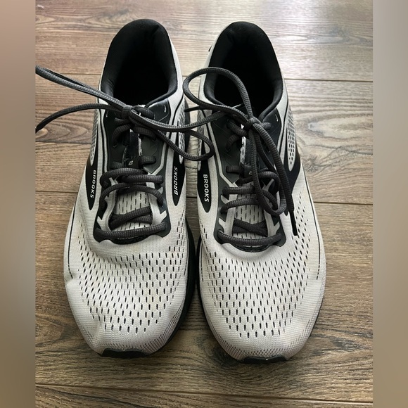 Men’s Brooks Trace Running Shoes - Picture 1 of 3